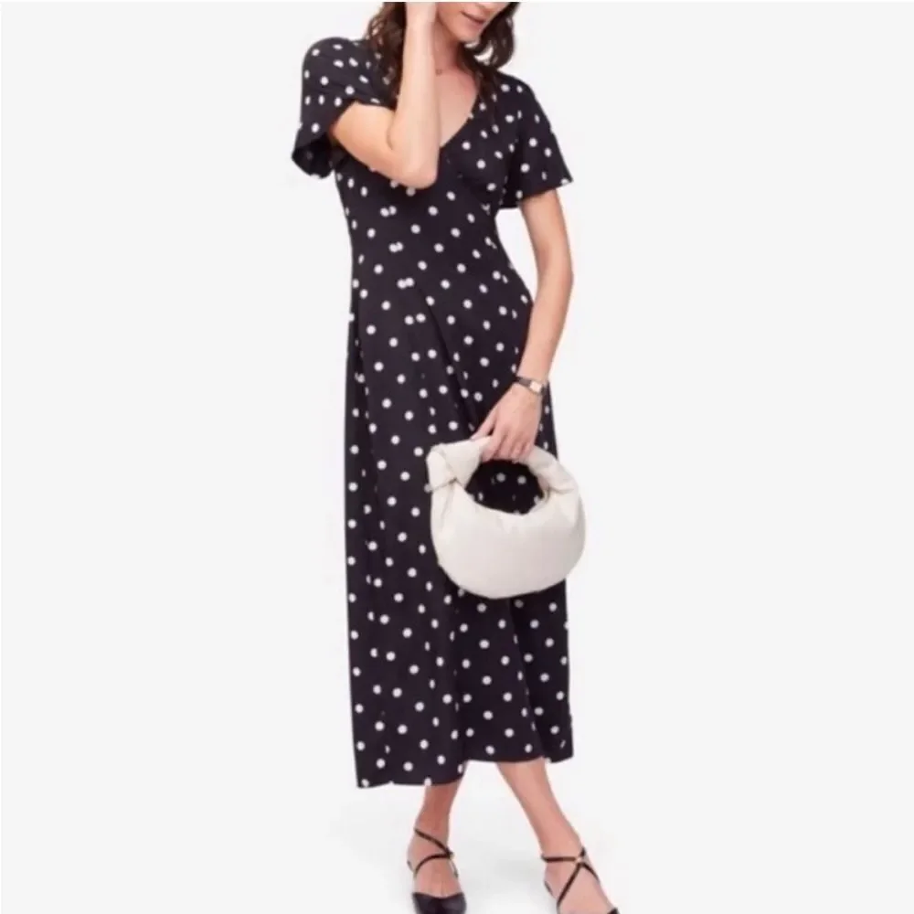 Melie Bianco Ivory Faux Leather Knot Bag NWT